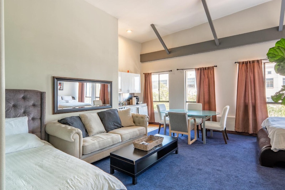 Ocean Luxury Lofts and Suites Image 35